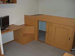 東急田園都市線 梶が谷駅 徒歩6分の賃貸マンション 1階1Kのリビング/ダイニング