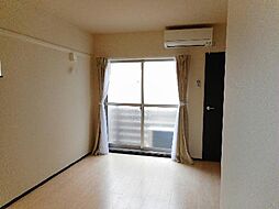 クレイノアクアパレス 102 1階1Kのリビング/ダイニング