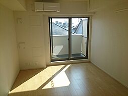 リベラ東川口 303 3階1Kのリビング/ダイニング