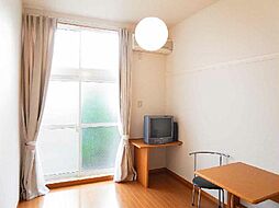 小田急小田原線 鶴川駅 バス13分 薬師が丘下車 徒歩4分の賃貸アパート 1階1Kのリビング/ダイニング