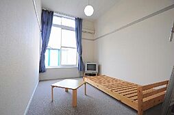 レオパレスルナ 201 2階1Kのリビング/ダイニング