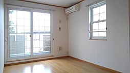 ジャルダン・ヴェール 201 2階2LDKのリビング/ダイニング