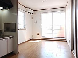 プルメリアＣ 2階2LDKのリビング/ダイニング