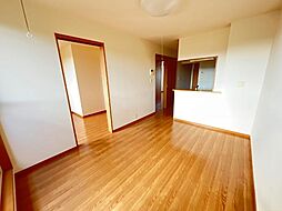 シャトー・カルム 00202 2階2LDKのリビング/ダイニング