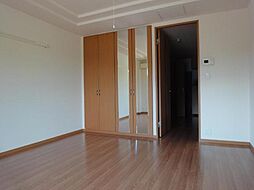 クリスタル・メゾン 101