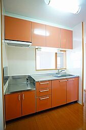 東武小泉線 西小泉駅 バス15分 古海西公民館下車 徒歩9分の賃貸アパート 2階2LDKのリビング/ダイニング