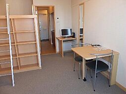 レオパレスフルリール 301 3階1Kのリビング/ダイニング