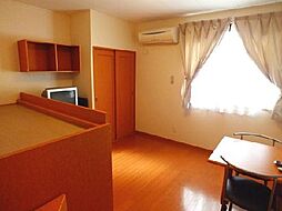 レオパレス若葉 110 1階1Kのリビング/ダイニング