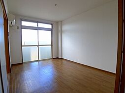 ハウス8 203 2階2DKのリビング/ダイニング