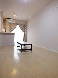 レオネクストメイトユウコウ 205 2階ワンルームのリビング/ダイニング