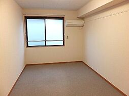 レオパレスボン　ポアール 213