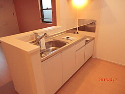 ラヴァーズ　Ｅ 201 2階2LDKのリビング/ダイニング