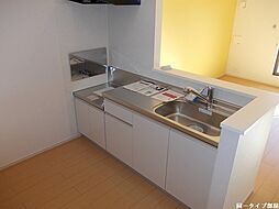 近鉄鈴鹿線 平田町駅 徒歩26分の賃貸アパート 2階2LDKのリビング/ダイニング