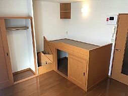 レオパレス星越 211