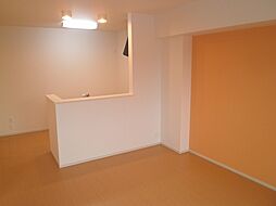 ファースト・ハウス 202 2階2LDKのリビング/ダイニング