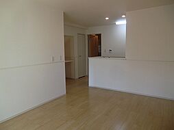 サンライズくすの木Ａ 205 2階2LDKのリビング/ダイニング