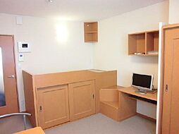 レオパレスサニーロコ 213 2階1Kのリビング/ダイニング