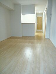 グランディアス．II 203 2階1LDKのリビング/ダイニング