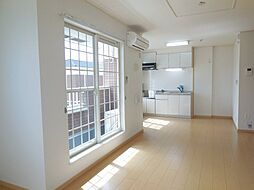 南海高野線 滝谷駅 徒歩13分の賃貸アパート 2階1LDKのリビング/ダイニング