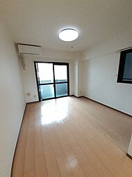 サン・アベニュー 303