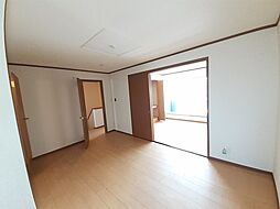 JR山陰本線 園部駅 徒歩19分の賃貸アパート 2階3LDKのリビング/ダイニング