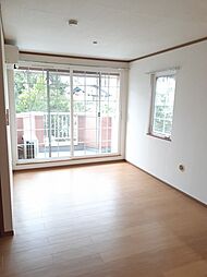 エターナルグローブＢ 2階2LDKのリビング/ダイニング