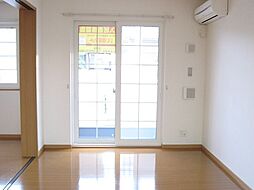 アリアーレI 1階1LDKのリビング/ダイニング