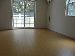 オーシャンヒルI 1階1Kのリビング/ダイニング