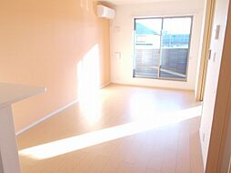 グランパール延方III 2階2LDKのリビング/ダイニング