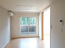 ミニョンIII 2階2LDKのリビング/ダイニング