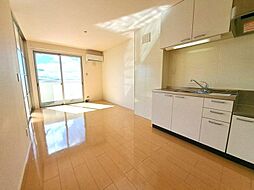 スカイヒル横濱六ッ川　B棟 301 3階1LDKのリビング/ダイニング