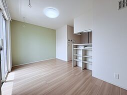 メゾン・ド・玲 203 2階1LDKのリビング/ダイニング