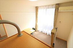 レオパレスエムズコート南丹 207 2階1Kのリビング/ダイニング