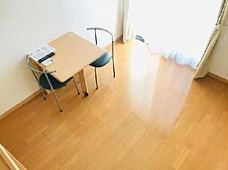 レオパレス天王台 105 1階1Kのリビング/ダイニング