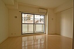 東京メトロ東西線 門前仲町駅 徒歩8分の賃貸マンション 1階1Kのリビング/ダイニング