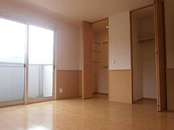 グランデフラワー 105 1階2LDKのリビング/ダイニング