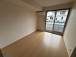 ＮＫハウス 102 1階1LDKのリビング/ダイニング