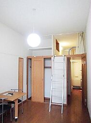 レオパレスＨＡＲＶＥ 107 1階1Kのリビング/ダイニング