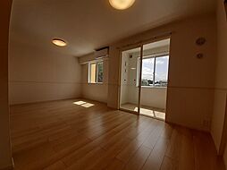 三岐鉄道北勢線 麻生田駅 徒歩10分の賃貸アパート 1階1LDKのリビング/ダイニング