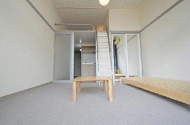 寝室