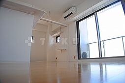 JR東海道・山陽本線 東淀川駅 徒歩2分の賃貸マンション 5階1LDKのリビング/ダイニング