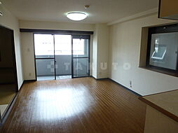 グランドールハタダ 8階1LDKのリビング/ダイニング