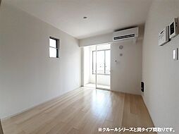 シームリーハウス 102 1階1LDKのリビング/ダイニング