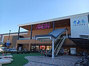 【ショッピングセンター】そよら白子鈴鹿店まで1600ｍ