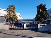 【小学校】毛野南小まで300ｍ