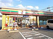 【コンビニエンスストア】セブンイレブン 向日梅ノ木店まで650ｍ