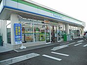 【コンビニエンスストア】ファミリーマート 掛川富部店まで500ｍ