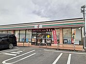 【コンビニエンスストア】セブンイレブン碧南荒居町店まで619ｍ