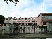 【小学校】藤岡市立第二小学校まで650ｍ