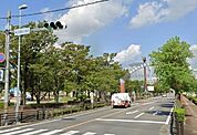 【公園】総合運動公園まで750ｍ